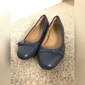 Purple snakeskin flats